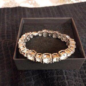 BRAND NEW LARGE STAINLESS STEEL RINESTONE CUFF BANGLE BRACLET (NWB)